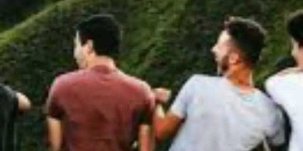 Imagem do grupo de WhatsApp Amizades entre homens maduros