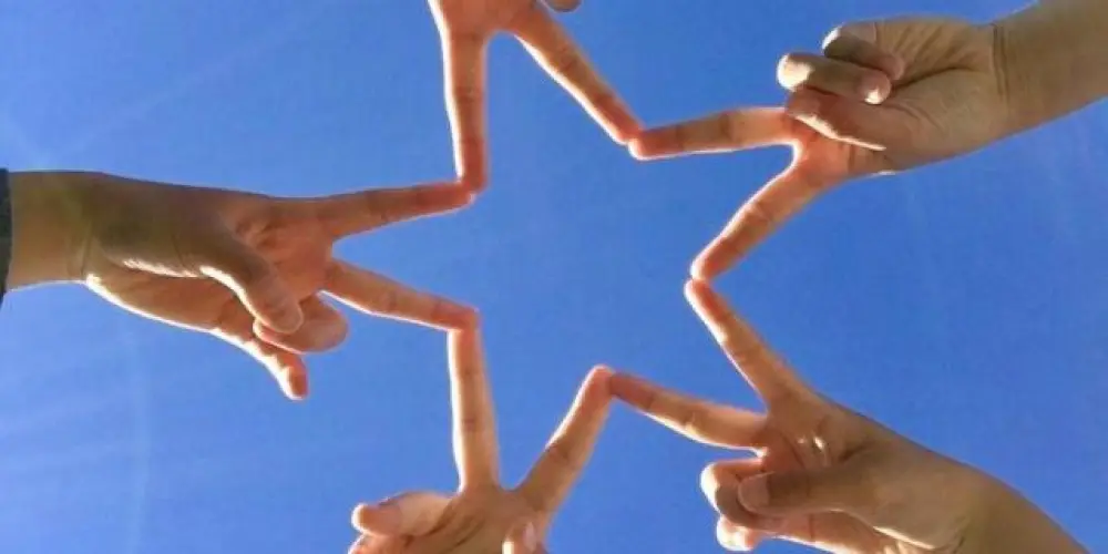 Imagem do grupo de WhatsApp Amizades & Figuras ✨️