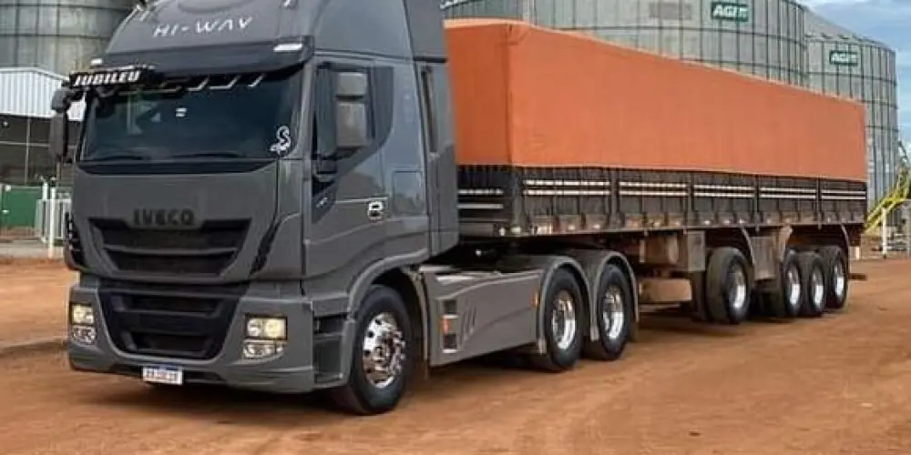Imagem do grupo de WhatsApp APAIXONADOS Á CAMINHÕES🇧🇷🚚