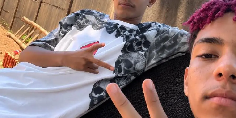 Imagem do grupo de WhatsApp AQ - É - 🅱️.🅾️ - ⚠️