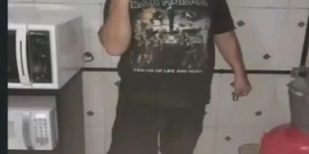 Imagem do grupo de WhatsApp aqui é metal até na perna
