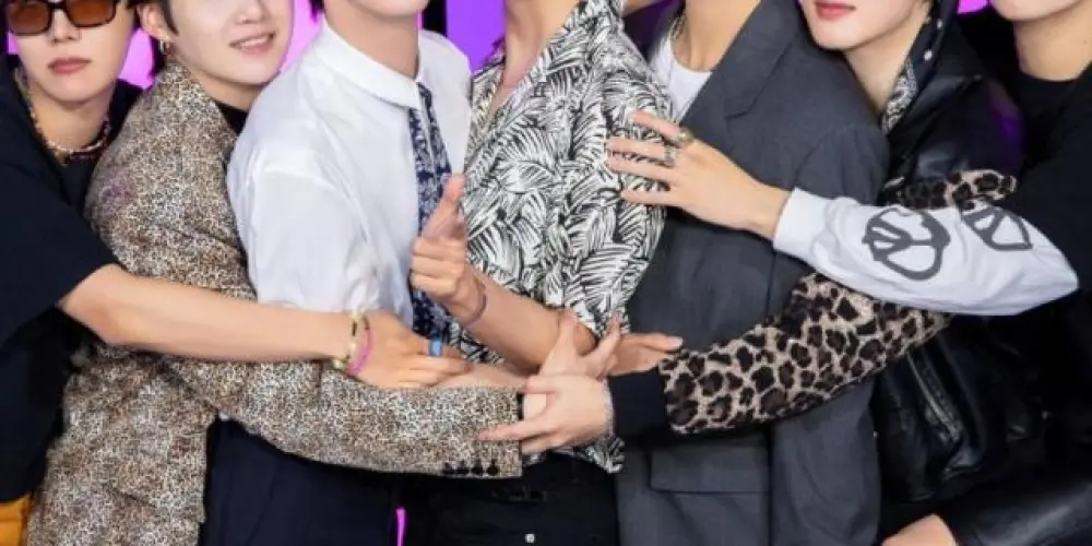 Imagem do grupo de WhatsApp ARMYS DE MANAUS BTS