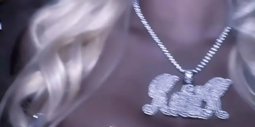 Imagem do grupo de WhatsApp 𓂃 💜֟  𝐒avage 𝐆irls