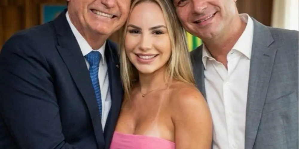 Imagem do grupo de WhatsApp AVANTE FLAVIO BOLSONARO🇧🇷✊🏻
