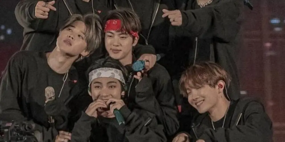 Imagem do grupo de WhatsApp bangtan sonyeondan 💜