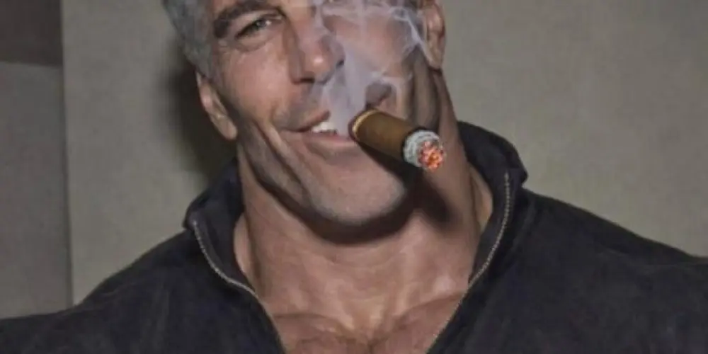 Imagem do grupo de WhatsApp ✨bate papo Da GNOSE🐦‍🔥