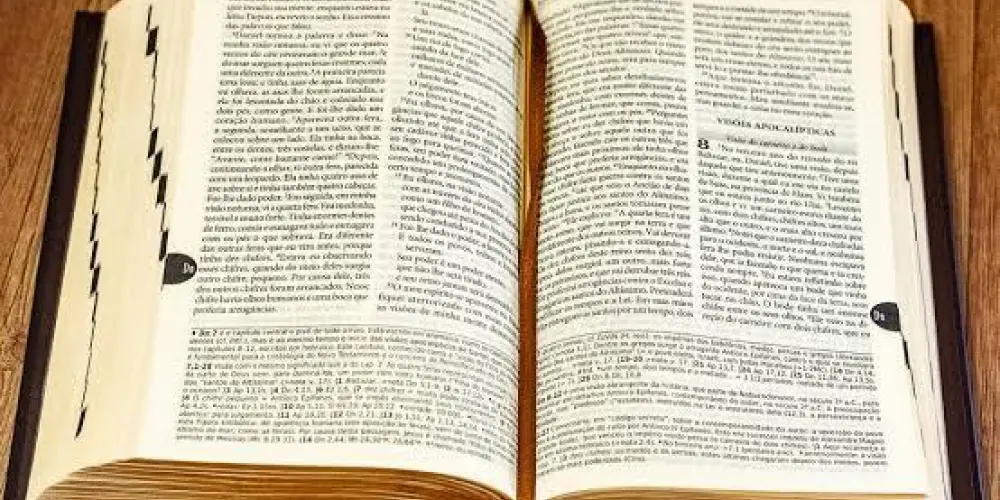 Imagem do grupo de WhatsApp BÍBLIA