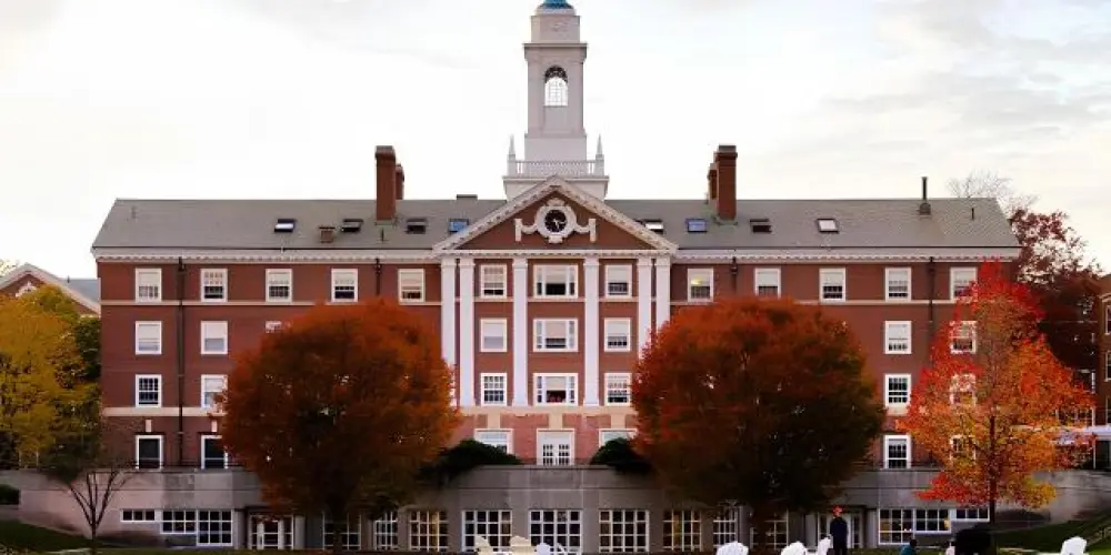 Imagem do grupo de WhatsApp 🎒✈️🌎 Bolsas De Estudos Internacionais Networking