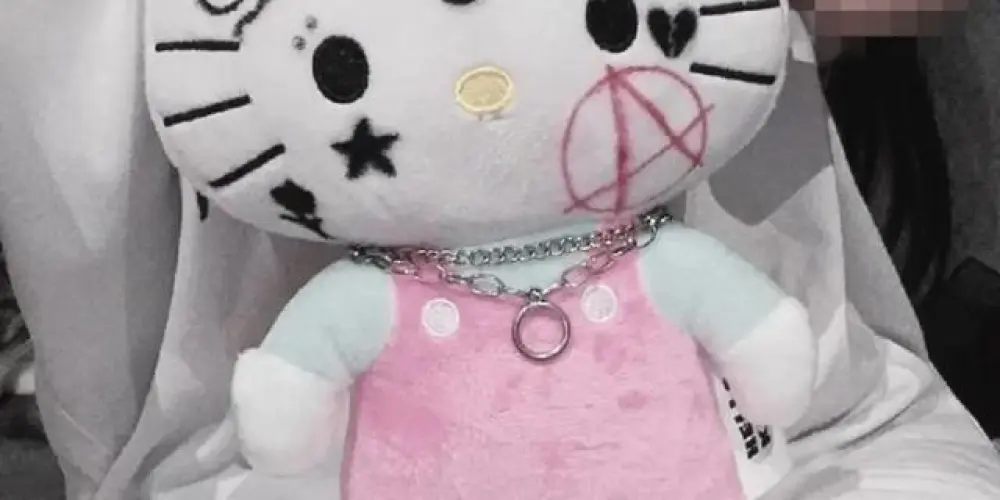 Imagem do grupo de WhatsApp ⏤͟͟͞͞    ⃘⃤꙰ Cₐ𝚗𝚝ᵢ𝚗𝓱ₒ✞⃟🌙