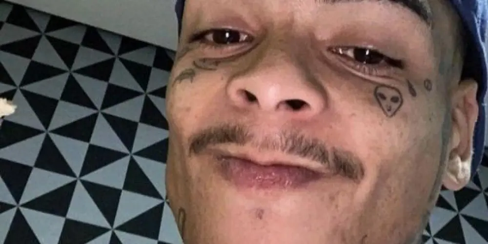 Imagem do grupo de WhatsApp 𝐅𝐔𝐍𝐃𝐀ÇÃ𝐎 𝐂𝐀𝐒𝐀²°🇲🇫