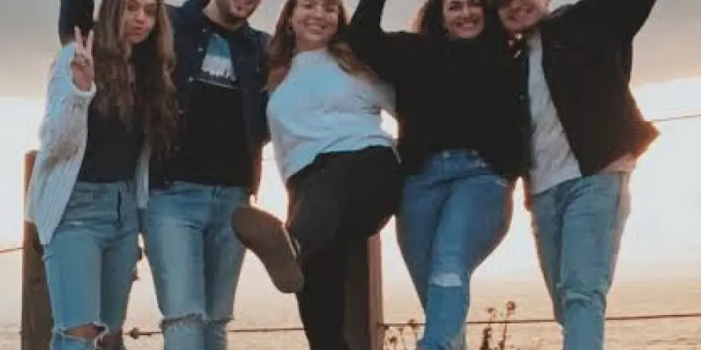 Imagem do grupo de WhatsApp Cantinho da Amizade 🫰🏻❤️