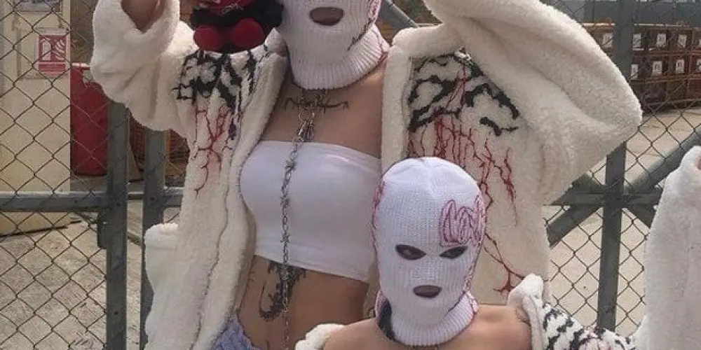 Imagem do grupo de WhatsApp Caos😈