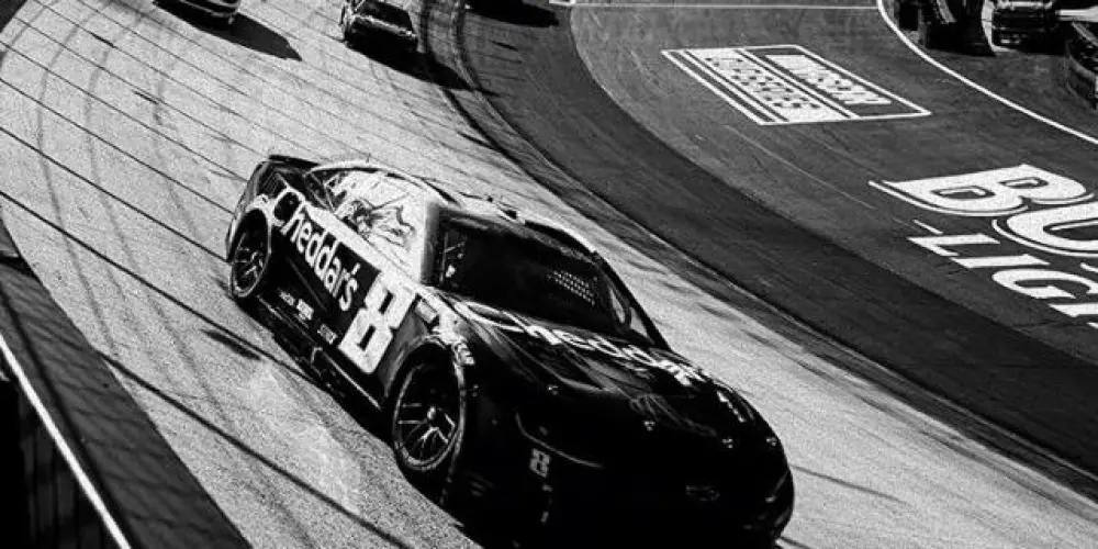 Imagem do grupo de WhatsApp — #CarLover • Любовь бразильца — 🇧🇷 ♱ ( @𝐗.𝐌 )