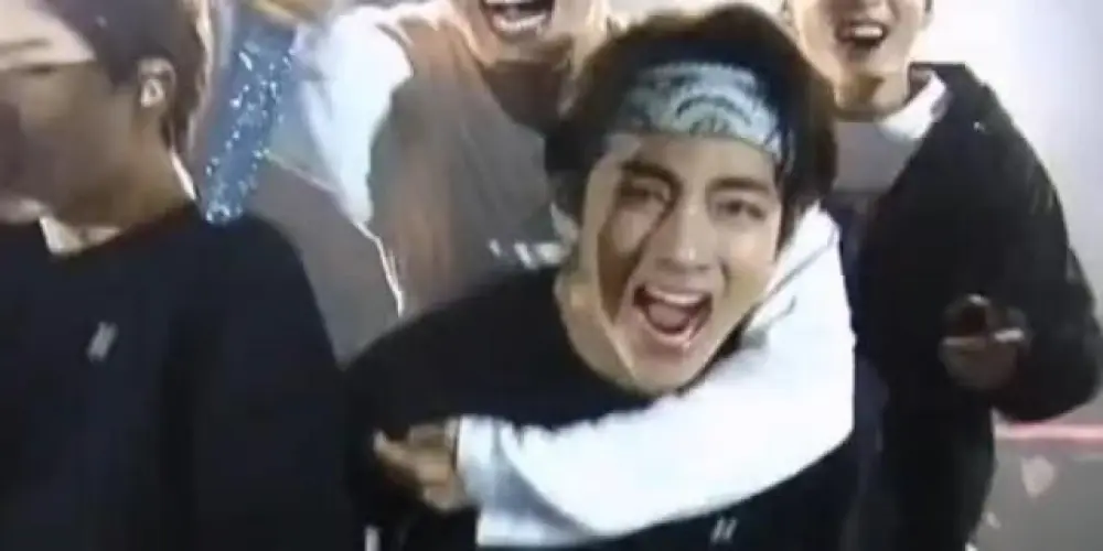 Imagem do grupo de WhatsApp ✨💗★_Casa ARMY_★ 🪐💜🪻