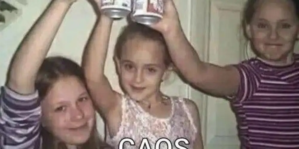 Imagem do grupo de WhatsApp Central da resenha 💥