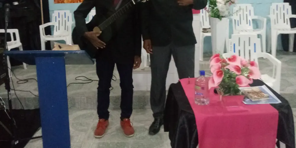 Imagem do grupo de WhatsApp Compartilhando com irmãos