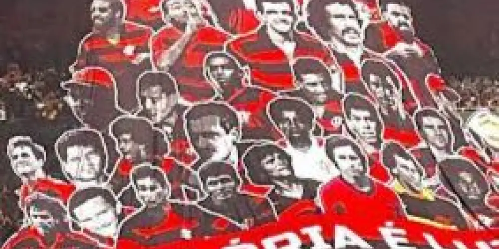 Imagem do grupo de WhatsApp C.R.F é o poder 🔴⚫️