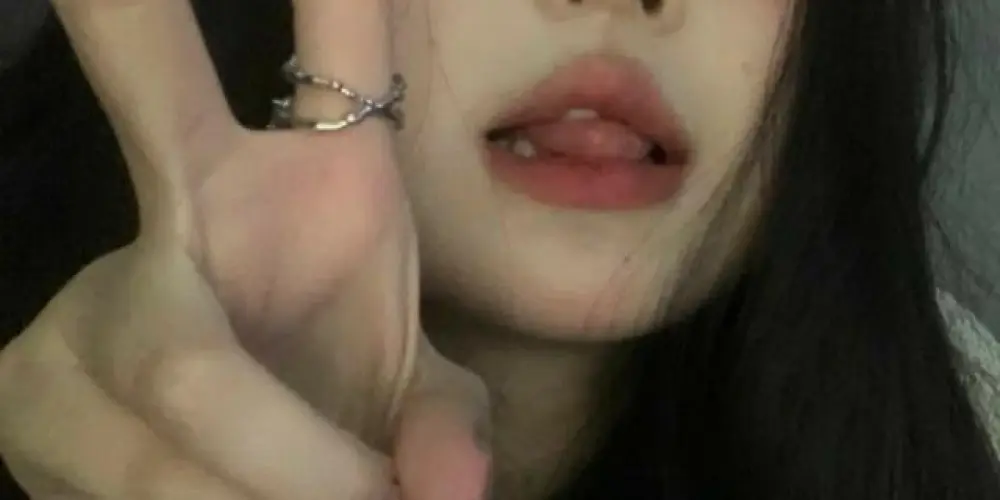 Imagem do grupo de WhatsApp ꧁༒Đarkness♥