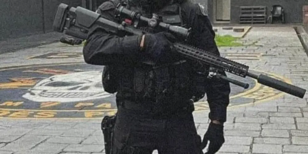 Imagem do grupo de WhatsApp Denunciar número de golpista