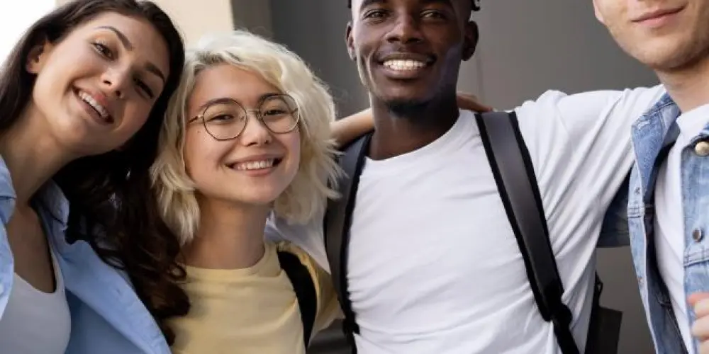 Imagem do grupo de WhatsApp (DF) Namoro ou amizade entre universitários ( apenas estudantes do DF)