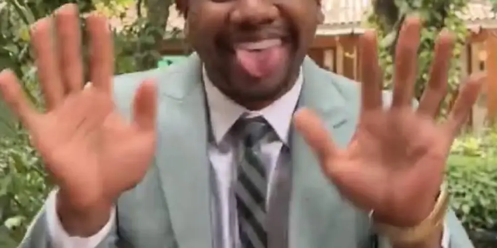 Imagem do grupo de WhatsApp Dwarfs are dangerous. 👀