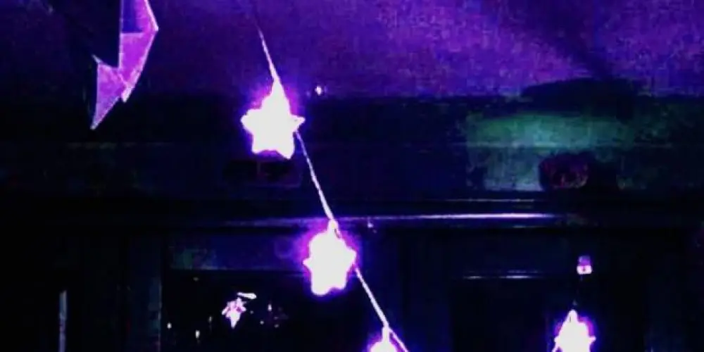 Imagem do grupo de WhatsApp 🎆🎡 Entre Nós e as Estrelas 🎢