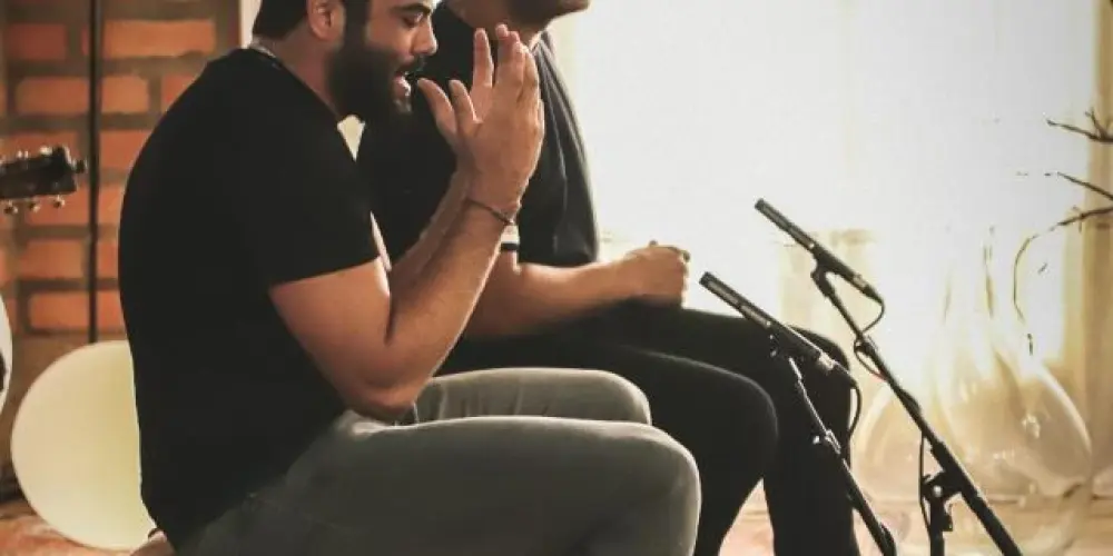 Imagem do grupo de WhatsApp Fã Clube do Henrique e Juliano 🎤❤️🎶