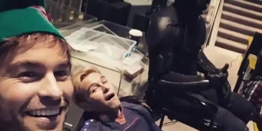 Imagem do grupo de WhatsApp Família peaga