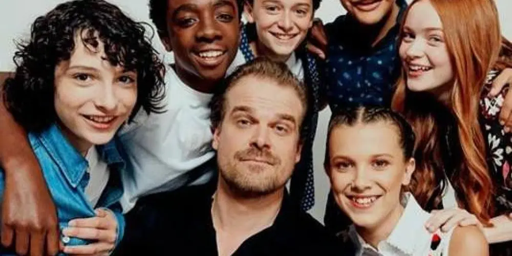 Imagem do grupo de WhatsApp Fãs de stranger things❤️‍🩹