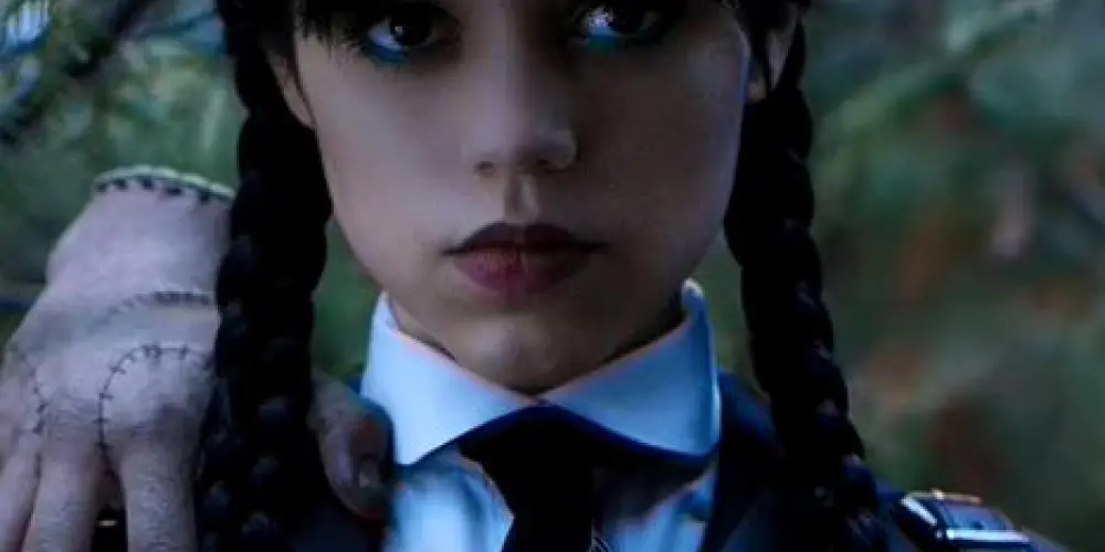 Imagem do grupo de WhatsApp Fãs de Wandinha Addams