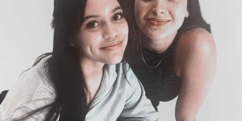 Imagem do grupo de WhatsApp Fãs Jenna Ortega y Melissa 😍❤️
