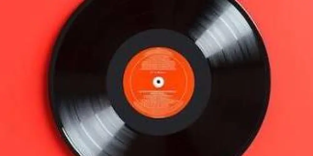 Imagem do grupo de WhatsApp Feira dos discos