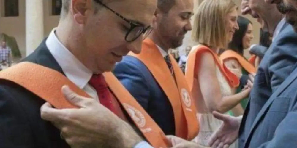 Imagem do grupo de WhatsApp Finanzas Con Sentido 🏠🔆✈️🫂