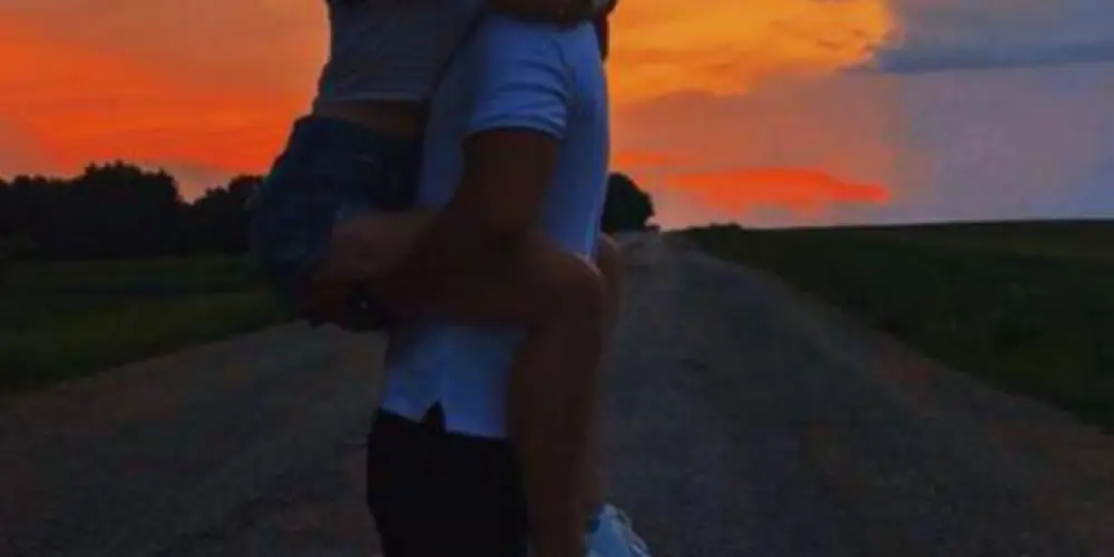 Imagem do grupo de WhatsApp Formando casais 💍❣️e amizades😝✨