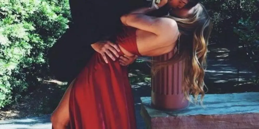 Imagem do grupo de WhatsApp 😍FORMANDO😍CASAIS😘