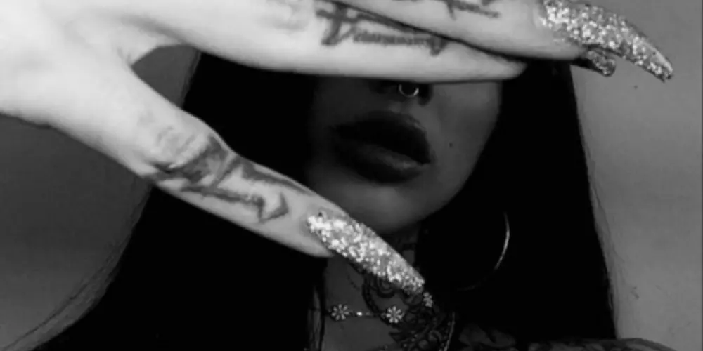 Imagem do grupo de WhatsApp ♱🌑 Gf da Madrugada 🌑♱