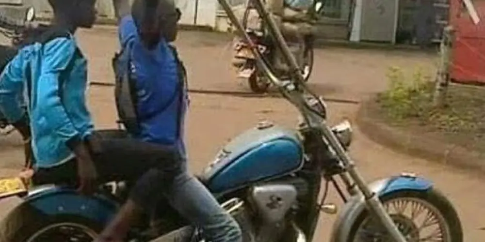 Imagem do grupo de WhatsApp Grupo pra imitar Moto cortando de giro