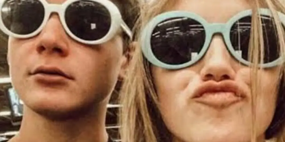 Imagem do grupo de WhatsApp Grupos dos amigos ou namorados,de 12 a 15 anos