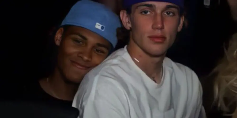 Imagem do grupo de WhatsApp Homens amigos kk