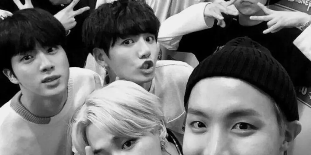 Imagem do grupo de WhatsApp HOUSE BTS