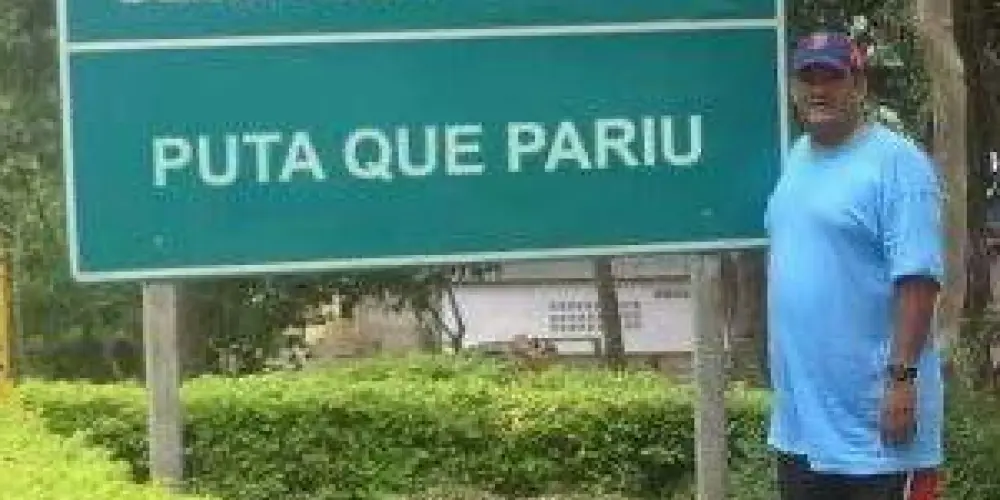 Imagem do grupo de WhatsApp INTERNATO🤡