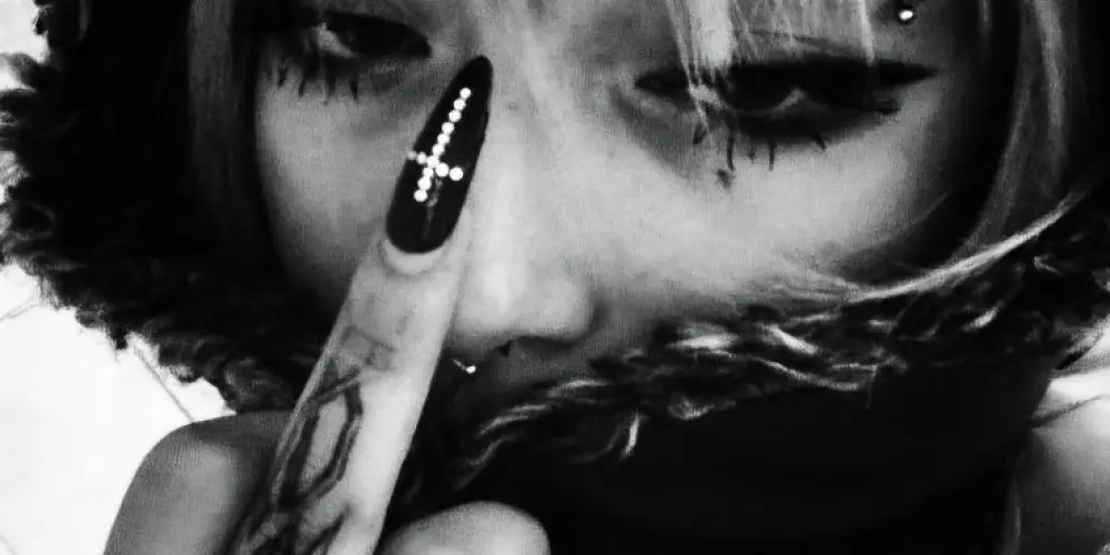 Imagem do grupo de WhatsApp ₊⊹ ΛDVIЯTIПG一緒