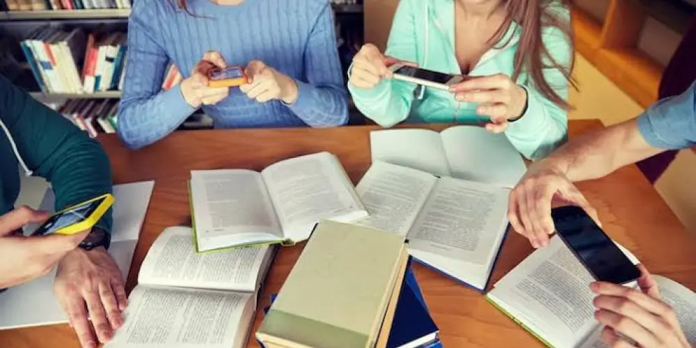 Imagem do grupo de WhatsApp Leitores