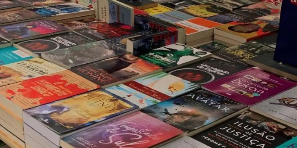 Imagem do grupo de WhatsApp LIVROS 📚☕️