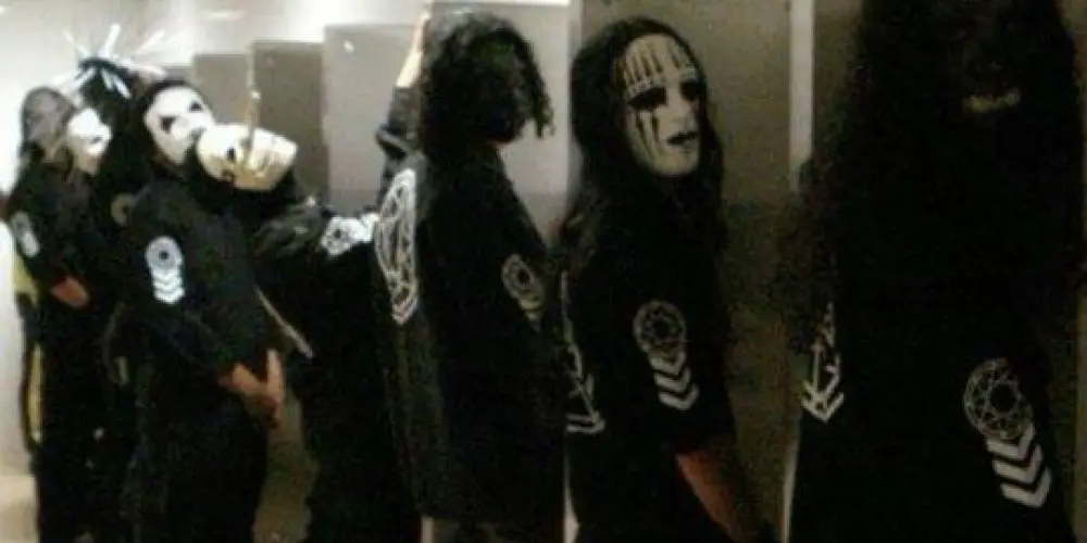 Imagem do grupo de WhatsApp Los renegados 💀👽