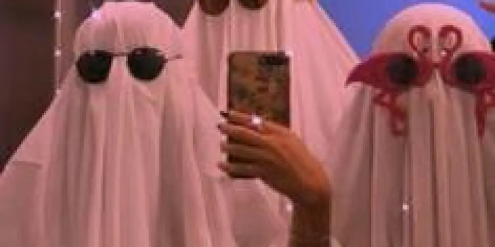 Imagem do grupo de WhatsApp ⚔️⟦ＴΛＶΣＲＮΛ 2.5⟧⚔️