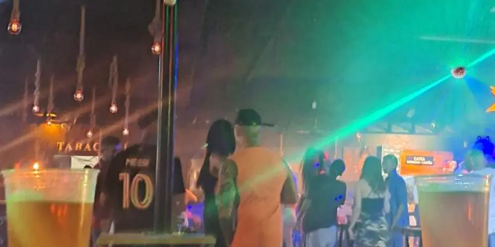 Imagem do grupo de WhatsApp ME DA MEU COPO QUE JA ERA