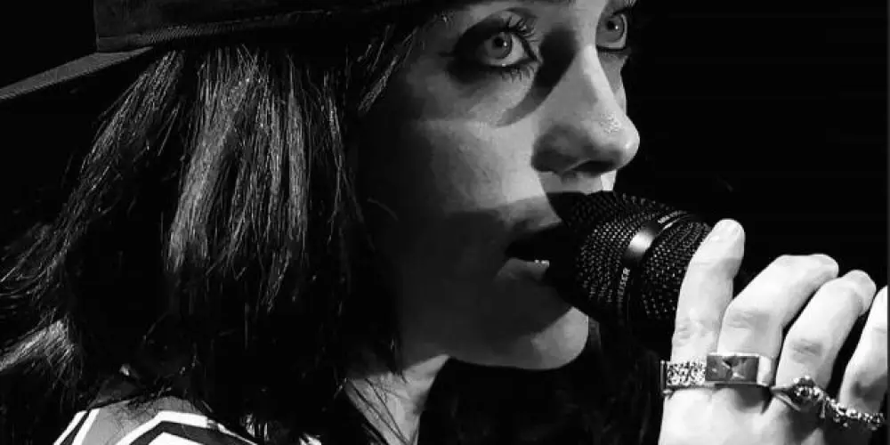 Imagem do grupo de WhatsApp Meninas do Sul