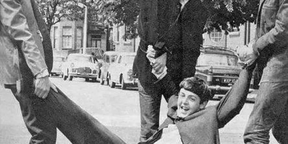 Imagem do grupo de WhatsApp Monstros S.A