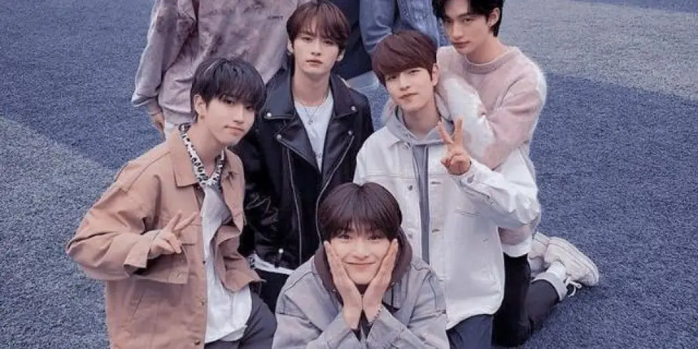 Imagem do grupo de WhatsApp Mundo Do Stray Kids 🌠